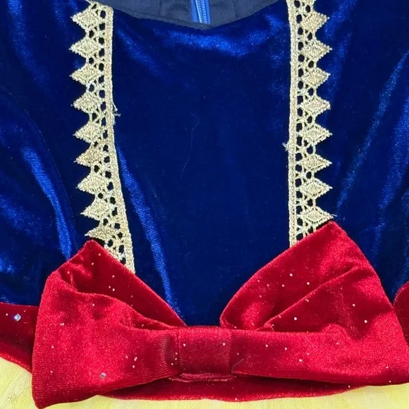 Snow White princess dress - Picture 4 of 9